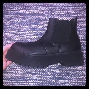 Platform Chelsea Leather Booties